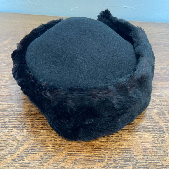 VINTAGE GOLDSMITHS MEMPHIS BLACK FELT FAUX FUR CONTEMPORARY 80s 70s FANCY HAT - Picture 5 of 13